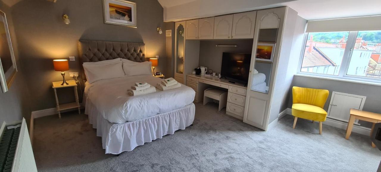 Sunnycroft Private Hotel ลันดิดโน ภายนอก รูปภาพ